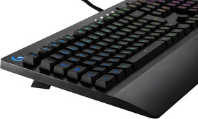 Teclado Gamer Logitech G213 com Layout ABNT2, RGB LIGHTSYNC, Controles de Mídia Dedicados, Design Durável e Resistente à Respingos