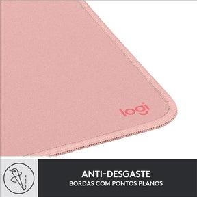 Mouse Pad Logitech Studio Series com Base de Borracha Antiderrapante, Fácil Deslizamento e Superfície Resistente a Derramamentos - Rosa